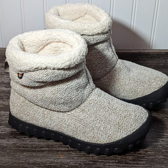 Bogs Women's B-Moc Chevron Beige Waterproof Cozy Slipper Boots Size 7 - Picture 1 of 6